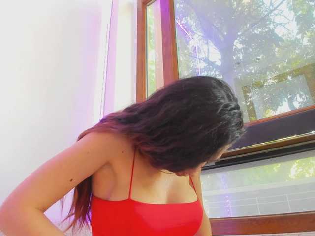 Layla-Noor live cam on BongaCams