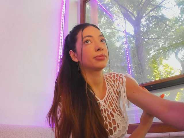 Layla-Noor live webcam show