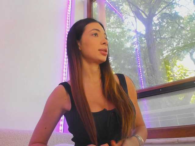 Layla-Noor live webcam show
