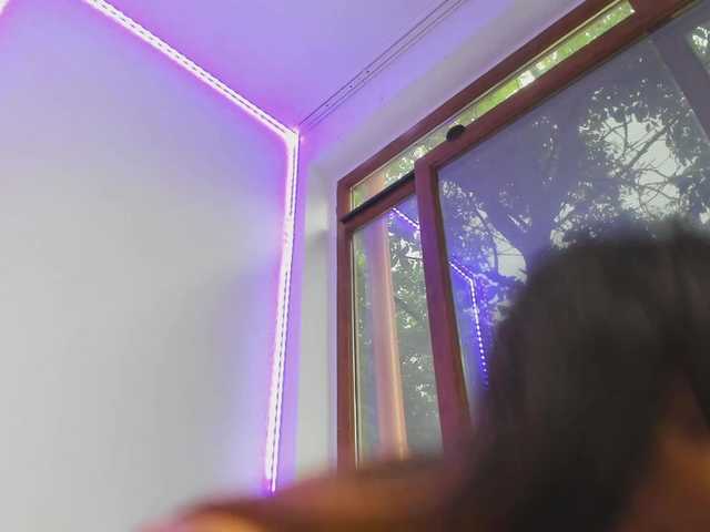 Layla-Noor live cam on BongaCams