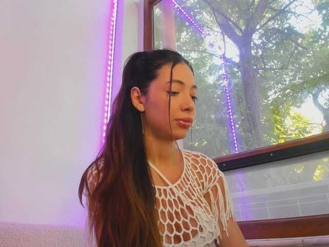 Layla-Noor Live-Cam auf BongaCams