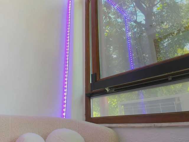 Layla-Noor live webcam show