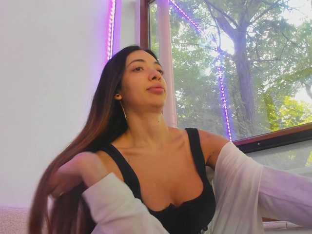 Layla-Noor live webcam show