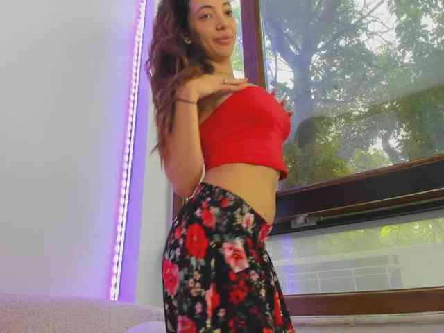Layla-Noor webcam