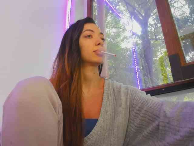 Layla-Noor webcam