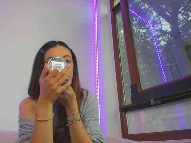 Layla-Noor webcam