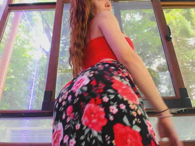 Layla-Noor webcam
