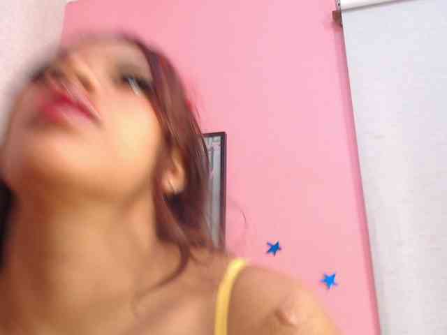 AdeleVega webcam