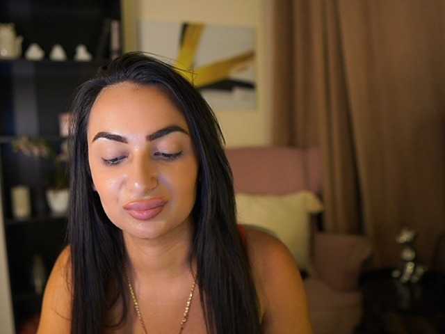 LeicaStar live cam on BongaCams