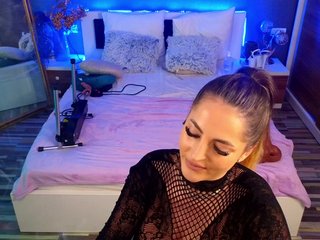 Glamorous-Kay
