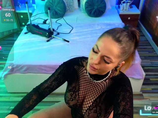 Glamorous-Kay live cam on BongaCams