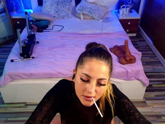 Glamorous-Kay