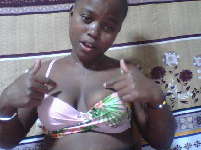 Christine21 live cam on BongaCams