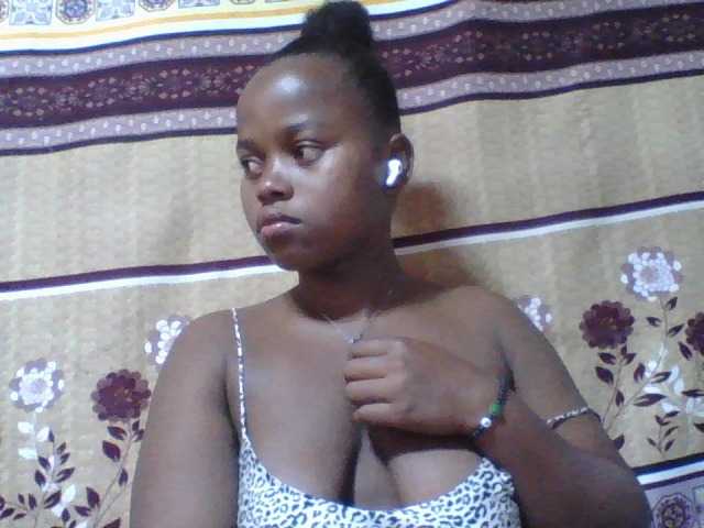 Christine21 webcam