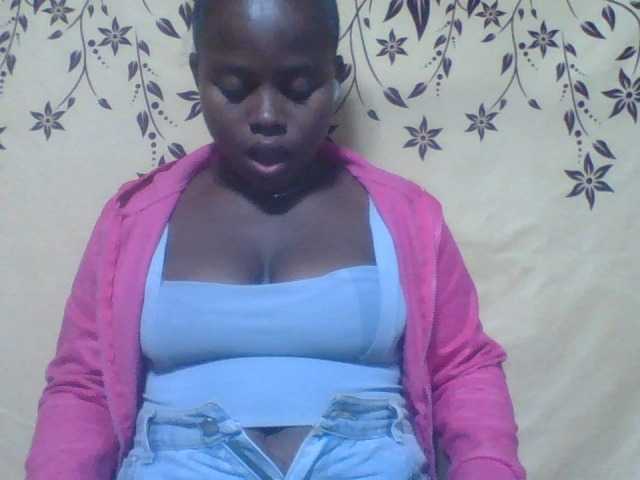 Christine21 webcam bongacams model stream image