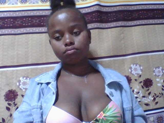 Christine21 live cam on BongaCams