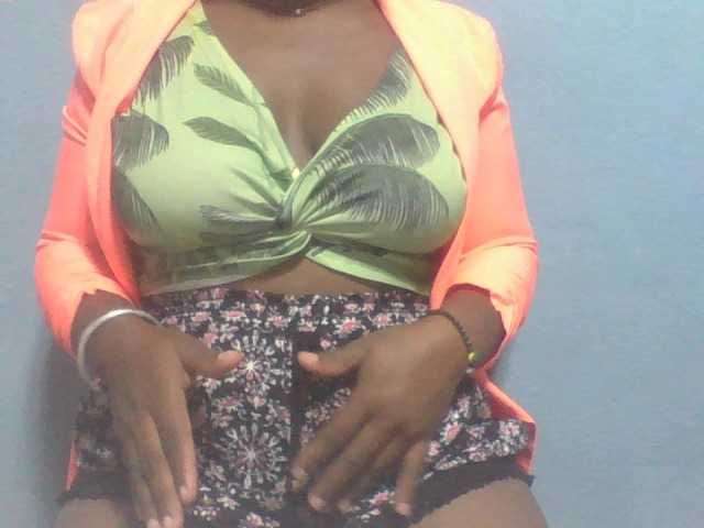 Christine21 live cam on BongaCams