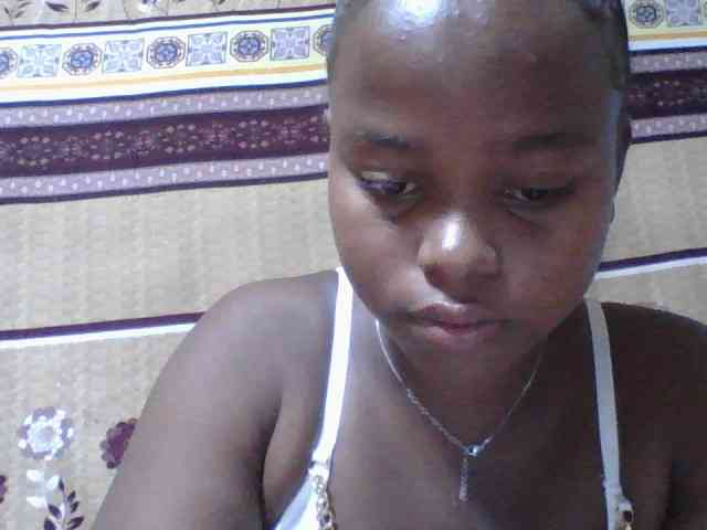 Christine21 webcam