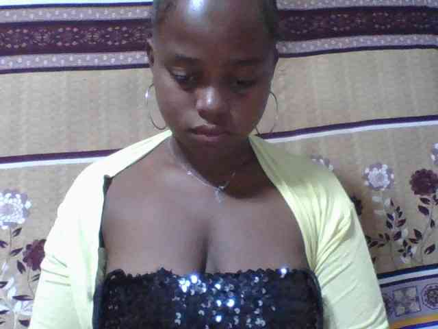 Christine21 webcam