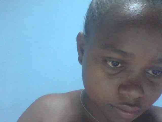 Christine21 webcam