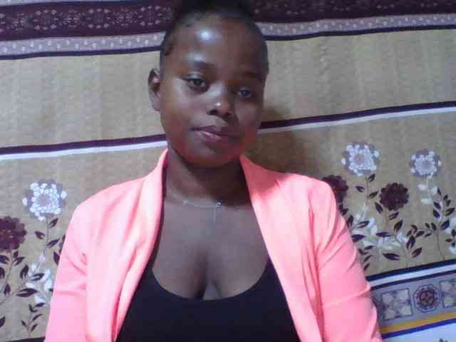 Christine21 webcam