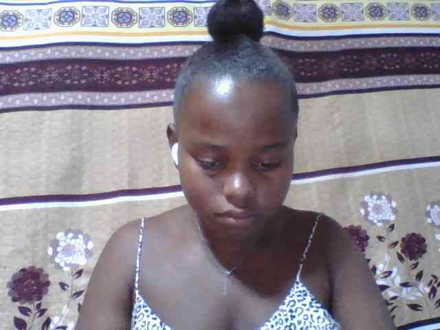 Christine21 webcam