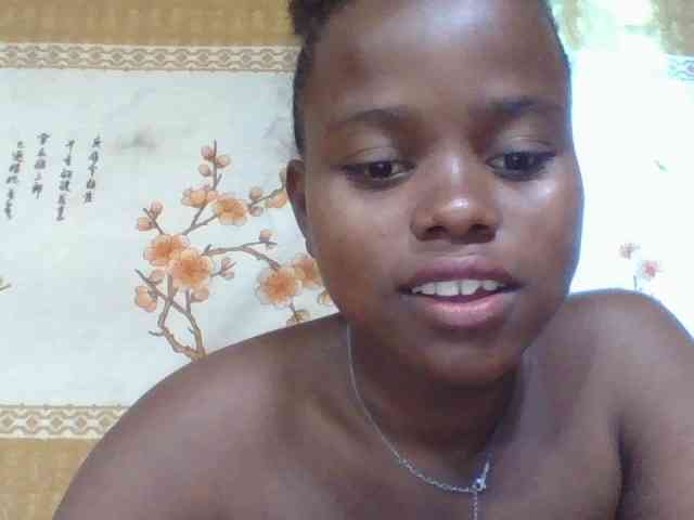 Christine21 webcam