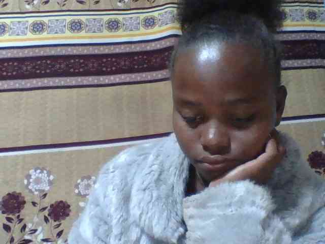 Christine21 webcam