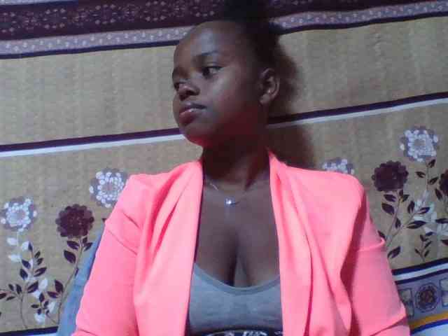 Christine21 webcam