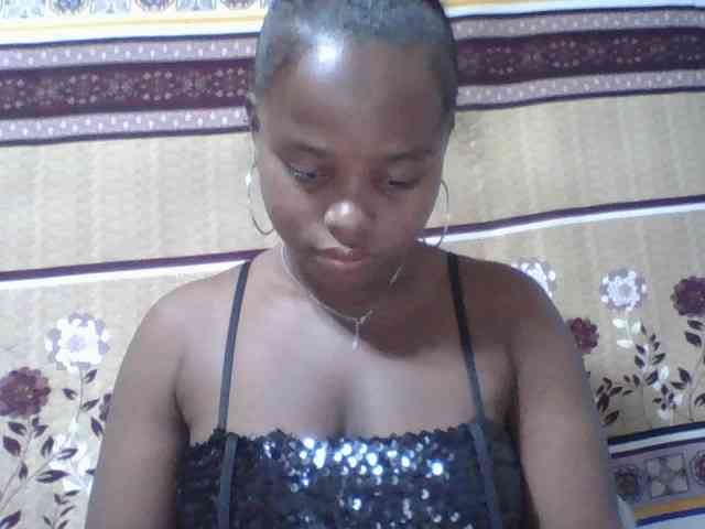 Christine21 webcam