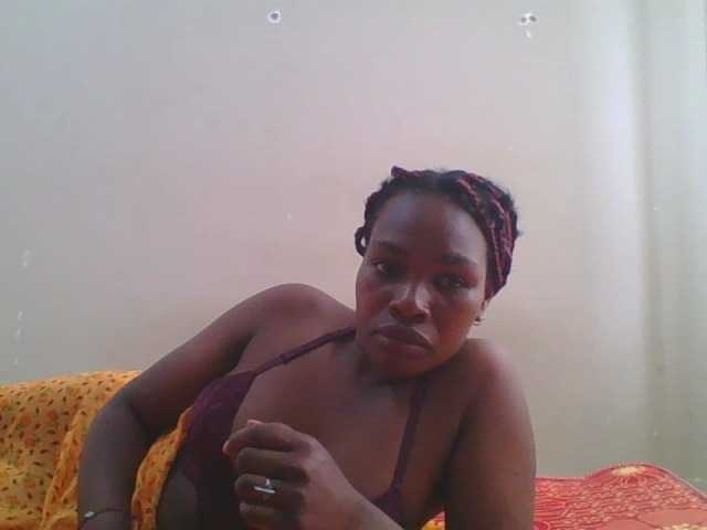 cutealinah live cam on BongaCams
