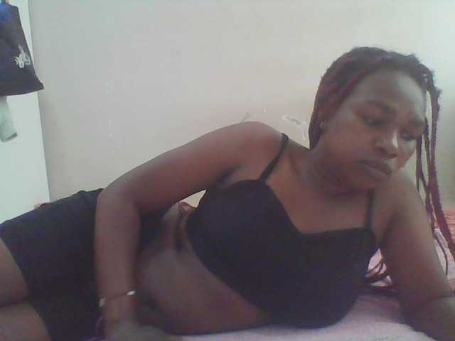 cutealinah live cam on BongaCams