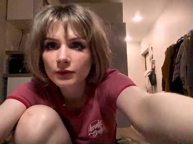 AideWaddick live cam on BongaCams
