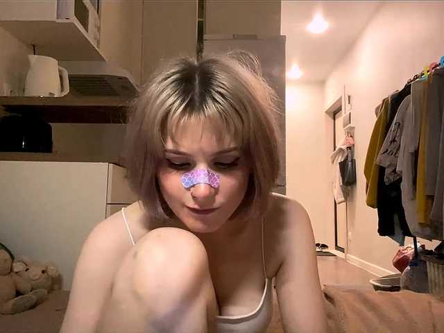 AideWaddick live cam on BongaCams