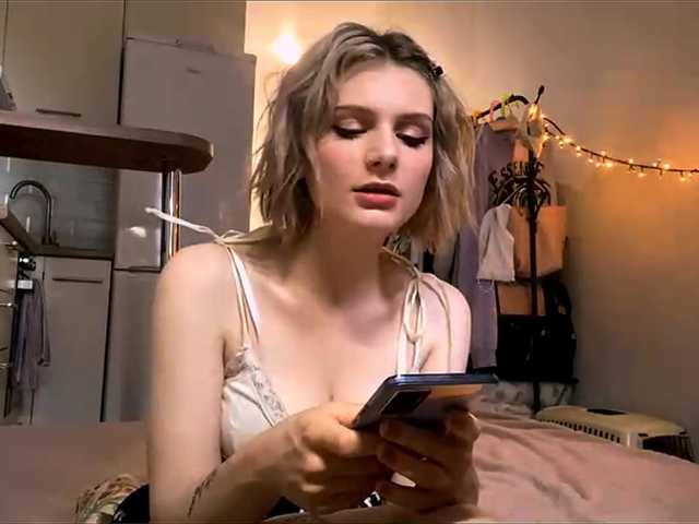 aidewaddick cam belle