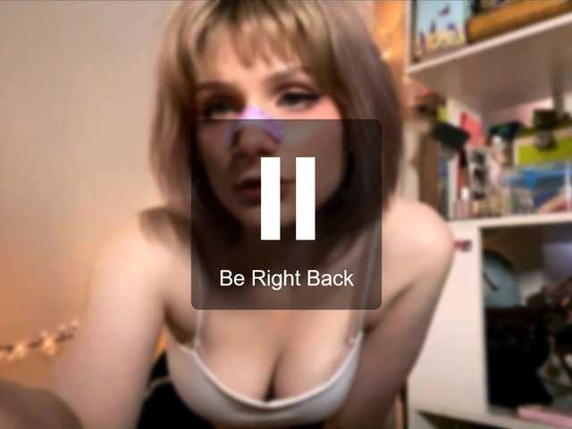 AideWaddick live cam on BongaCams