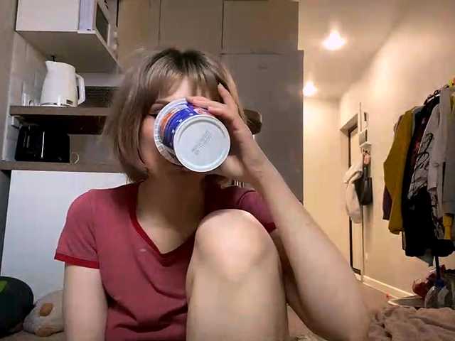 AideWaddick live cam on BongaCams