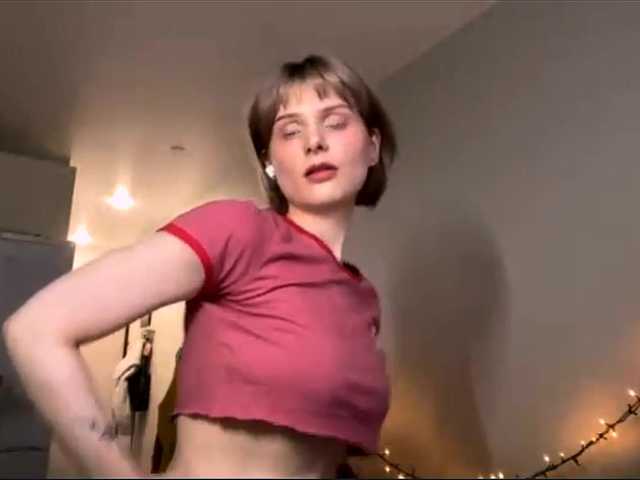 AideWaddick live cam on BongaCams