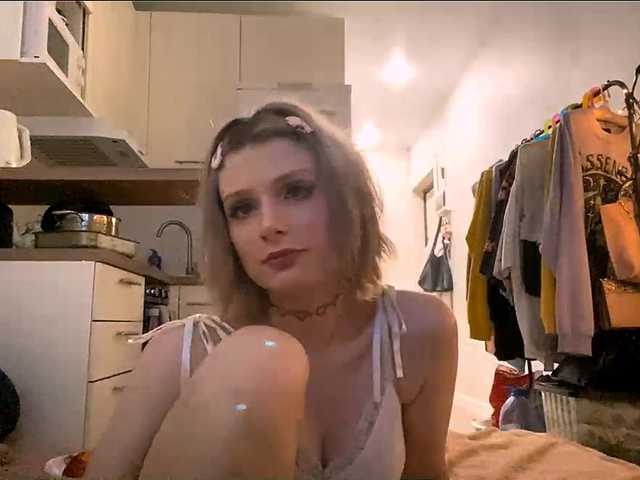 Live трансляция AideWaddick - Runet.cam
