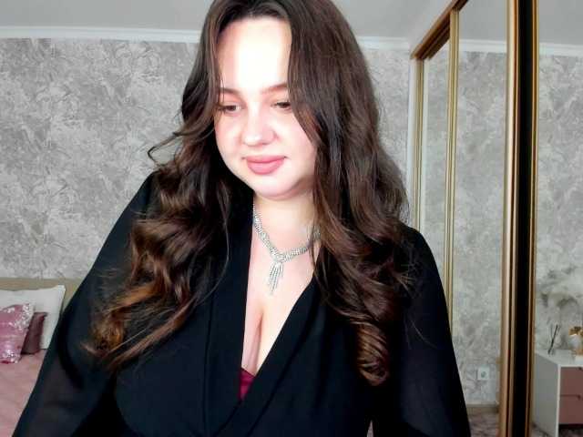 MaddyCroft live cam on BongaCams