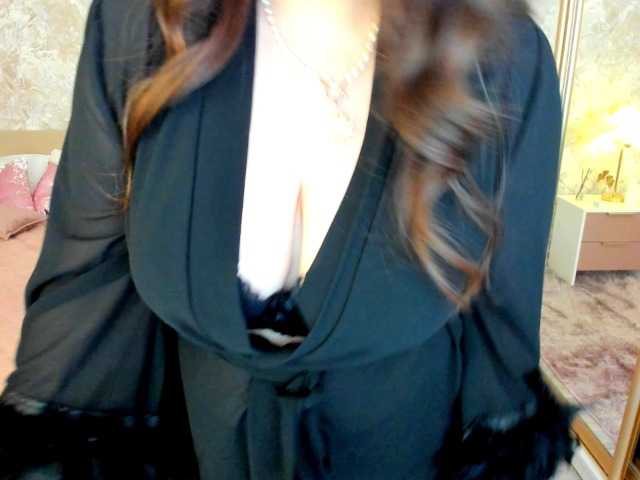 MaddyCroft live cam on BongaCams