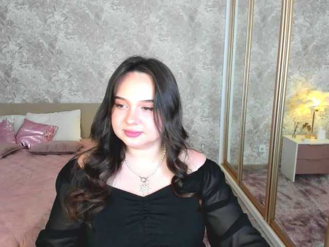 MaddyCroft live cam on BongaCams