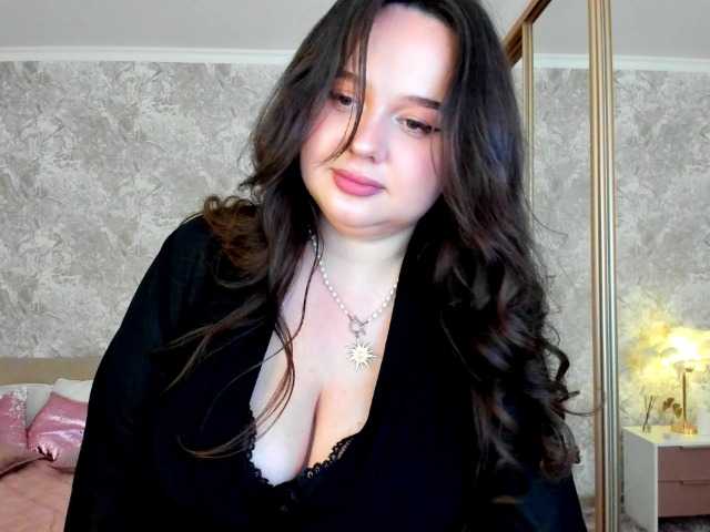 MaddyCroft live cam on BongaCams