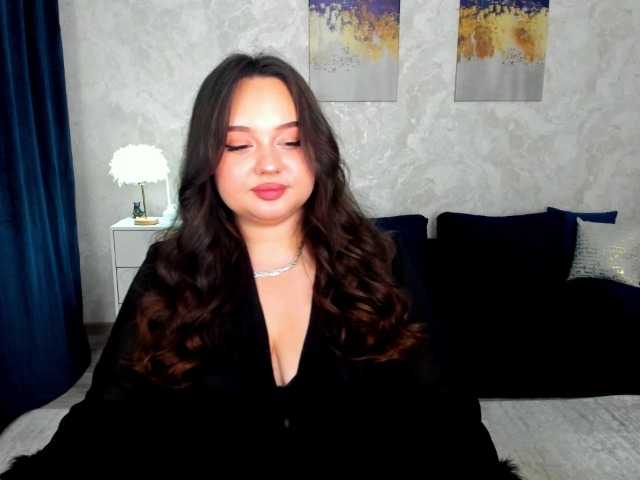 MaddyCroft live cam on BongaCams
