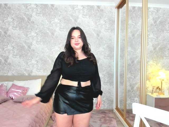 MaddyCroft live cam on BongaCams