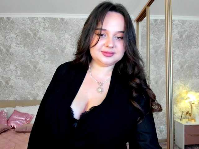 MaddyCroft live cam on BongaCams