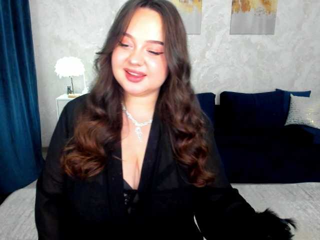MaddyCroft live cam on BongaCams