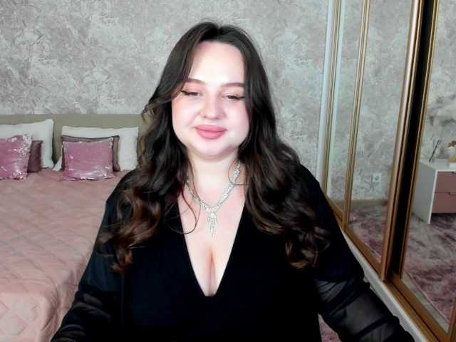 MaddyCroft live cam on BongaCams
