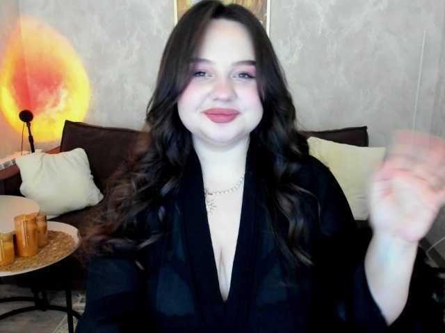 MaddyCroft live cam on BongaCams