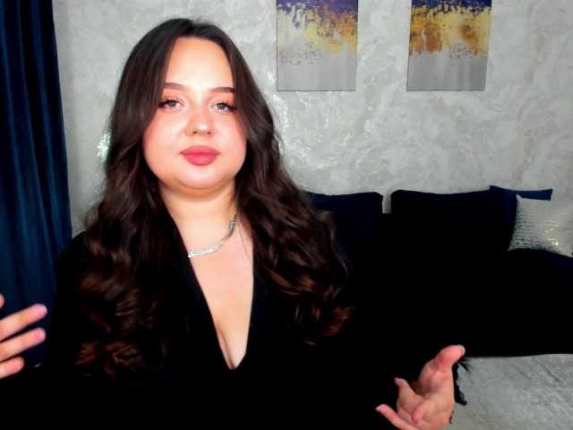 MaddyCroft live cam on BongaCams